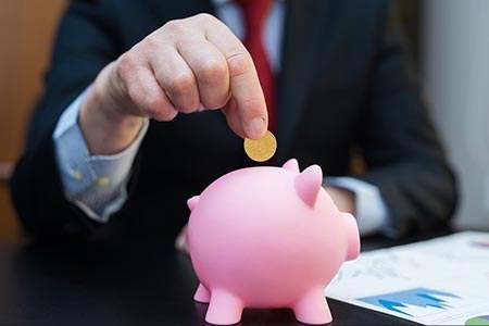 黄金价格暴跌，市场震动分析